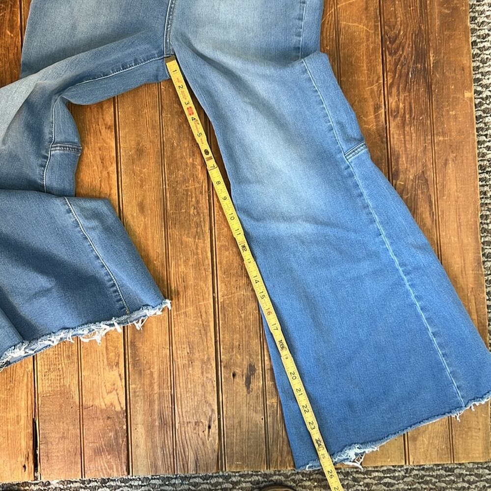 Women's Blue Flared Jeans - Picture 7 of 8